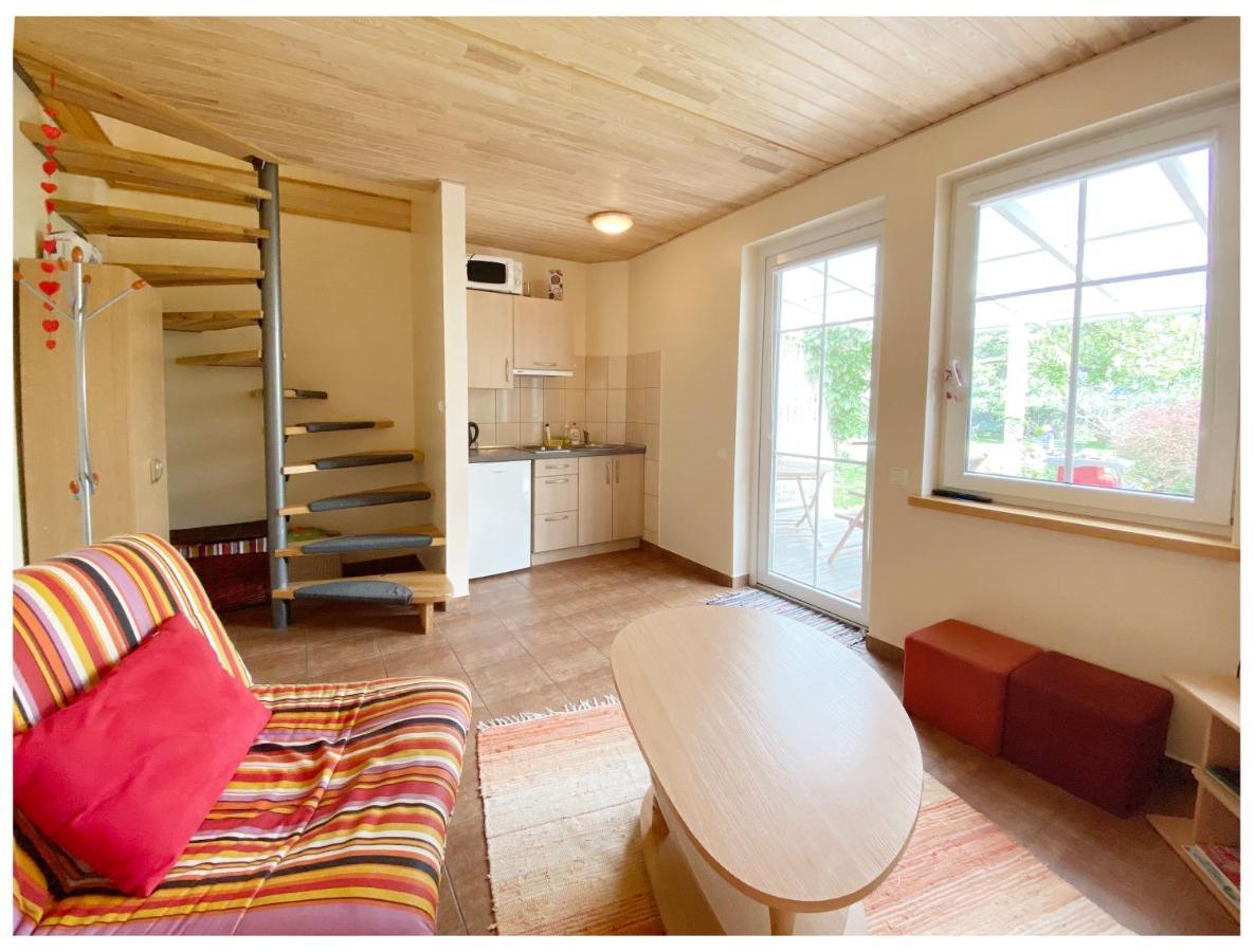 Apartamentai Obelyne 팔랑가 외부 사진